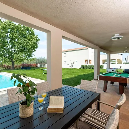 Arancin By Interhome * Brtonigla