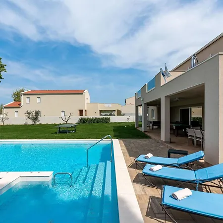 Arancin By Interhome Brtonigla